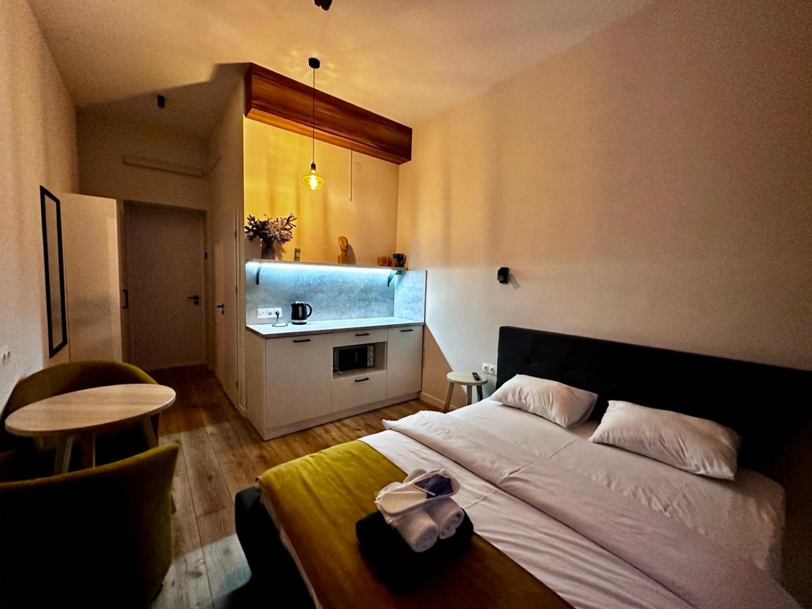 Hotel Gallery 21 Lviv Eksteriør billede