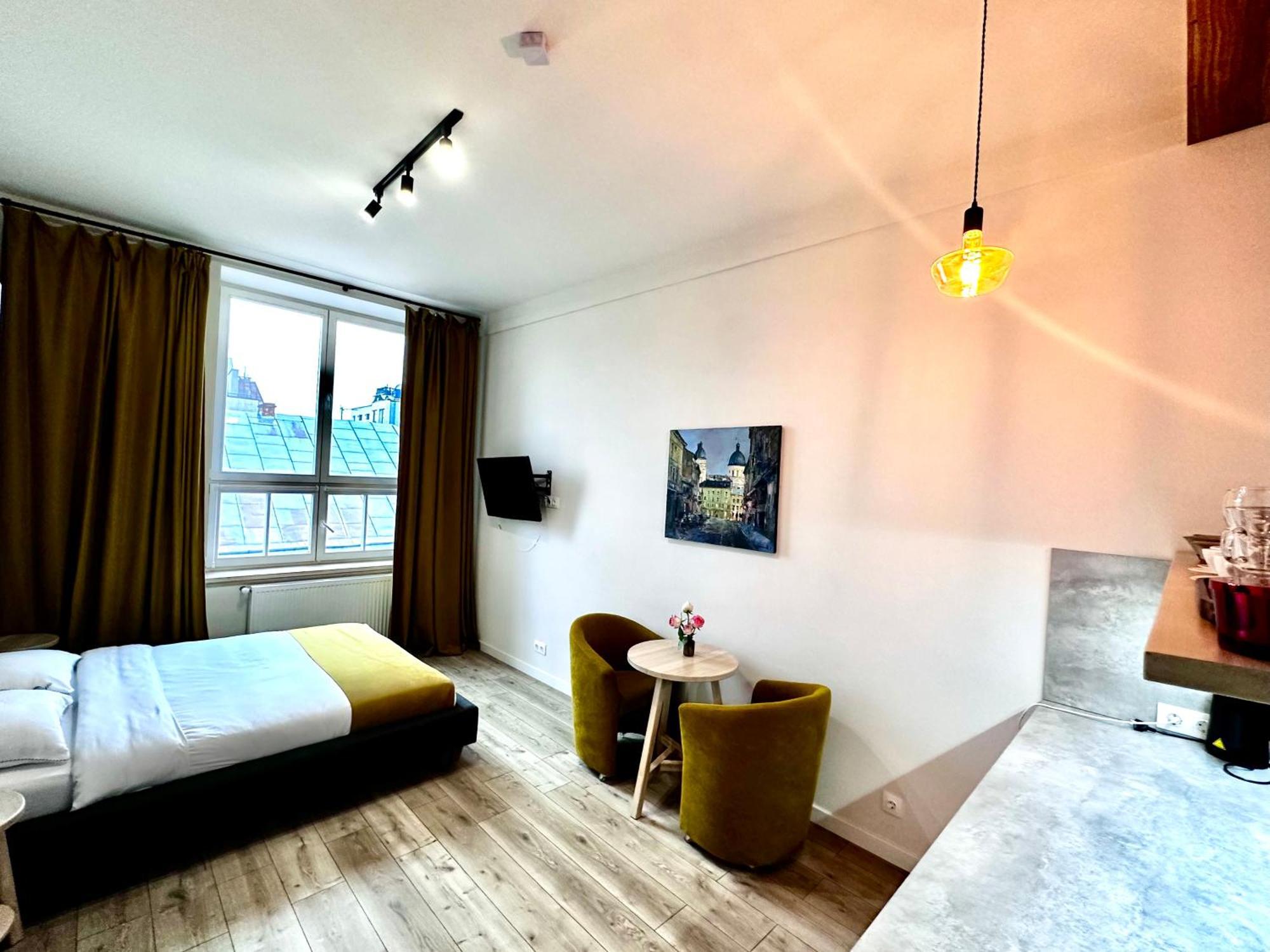 Hotel Gallery 21 Lviv Eksteriør billede