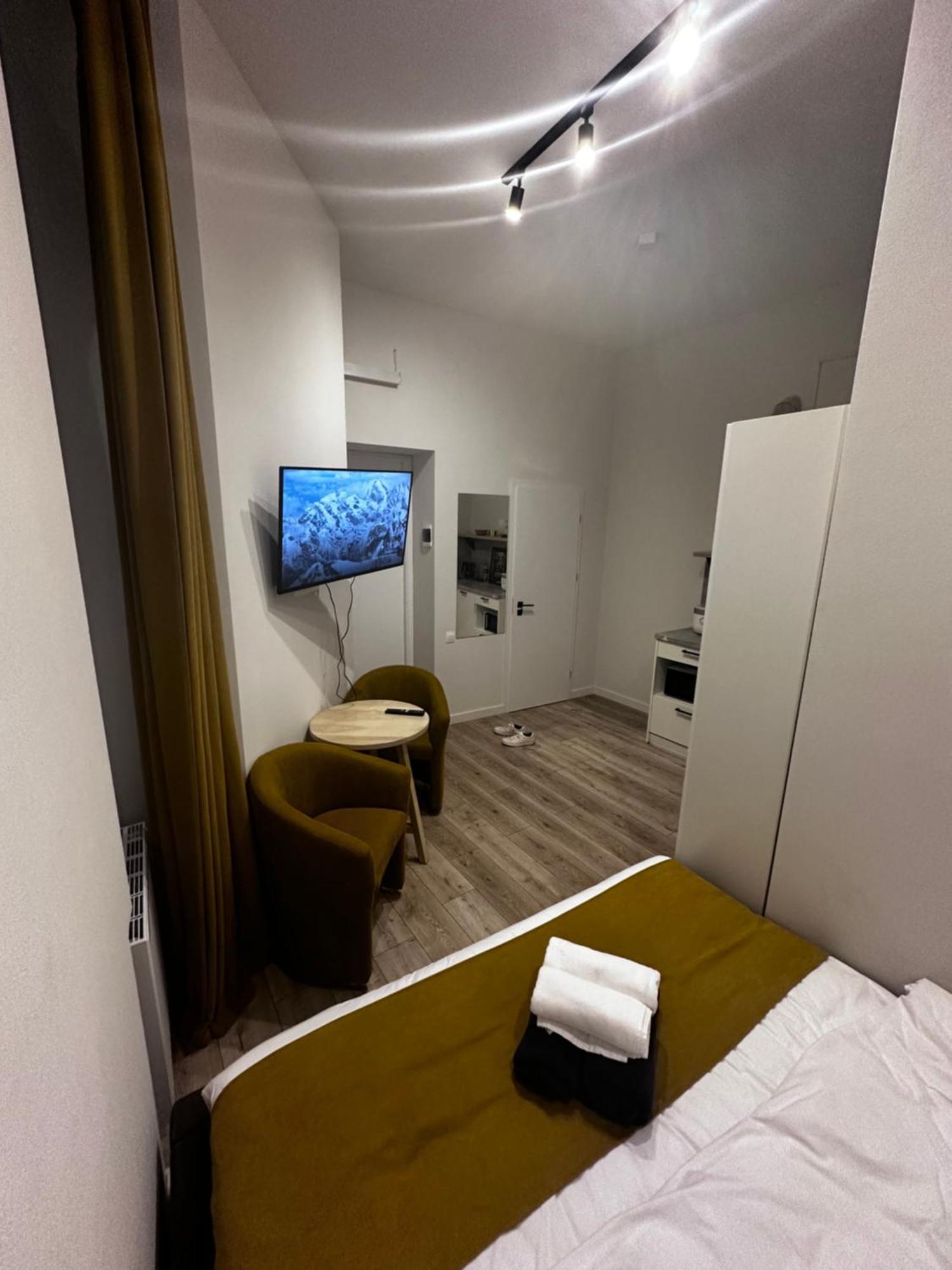 Hotel Gallery 21 Lviv Eksteriør billede