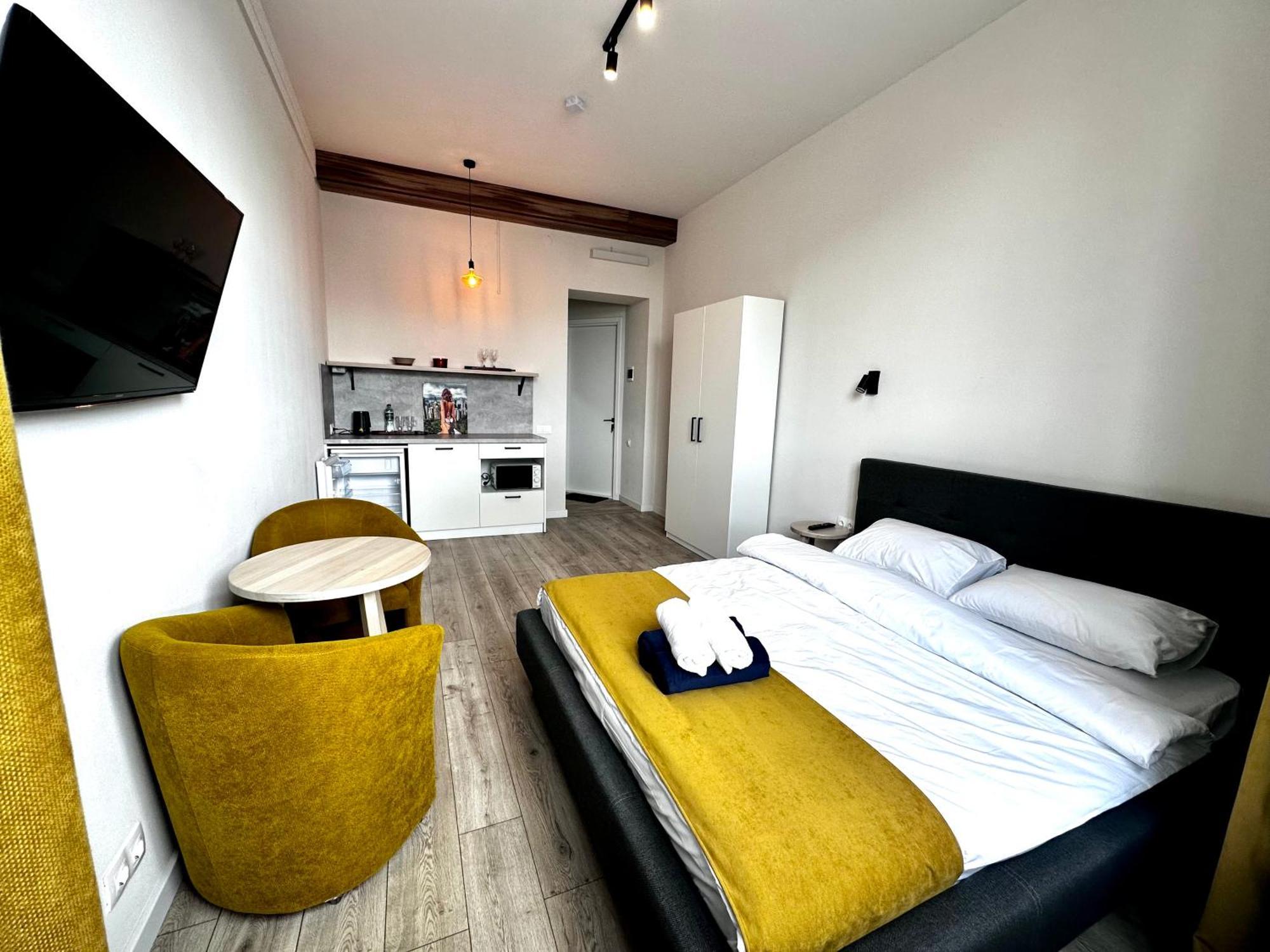 Hotel Gallery 21 Lviv Eksteriør billede